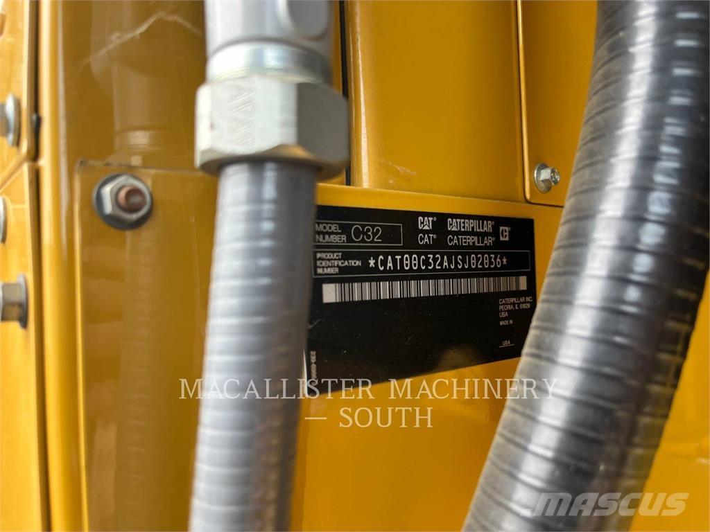 CAT C32 Dyzeliniai generatoriai