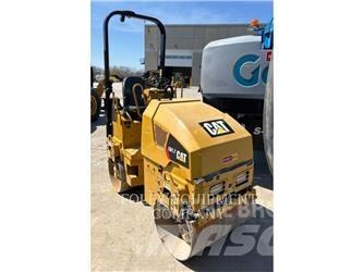 CAT CB1.7-03 Gruntiniai volai