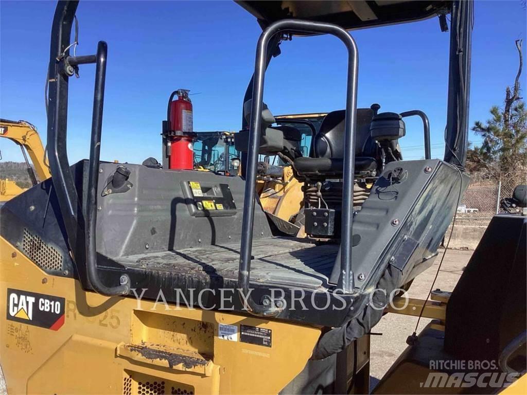 CAT CB10 Gruntiniai volai