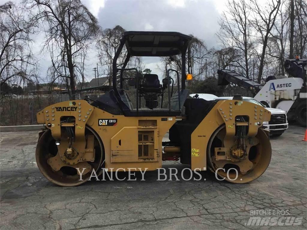 CAT CB13 Gruntiniai volai