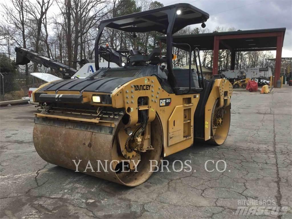 CAT CB13 Gruntiniai volai