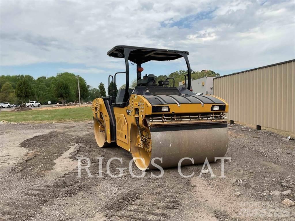 CAT CB13 Gruntiniai volai