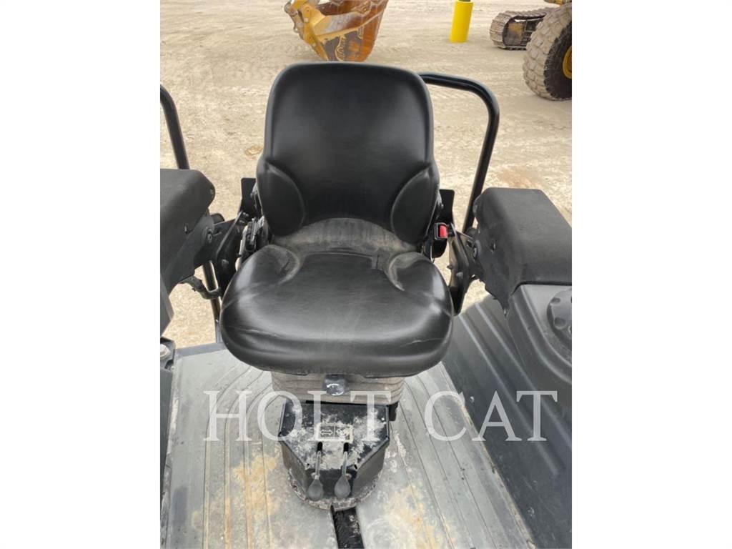 CAT CB13 Vieno būgno volai