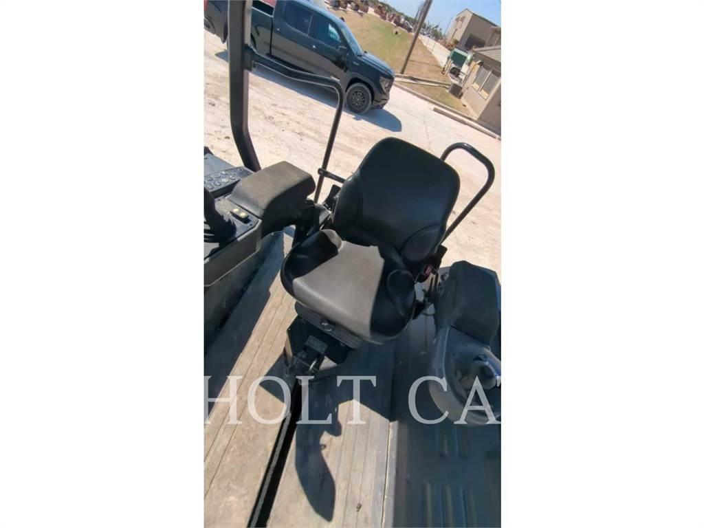 CAT CB13 Vieno būgno volai