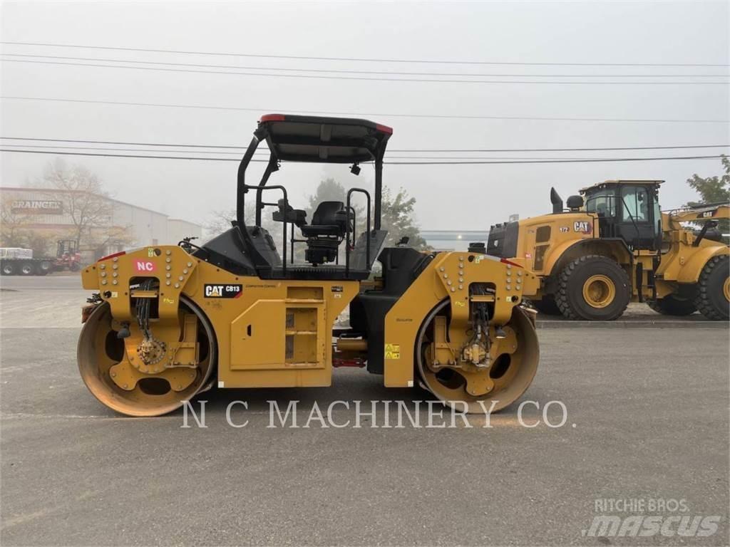 CAT CB13 Asfalto klotuvai