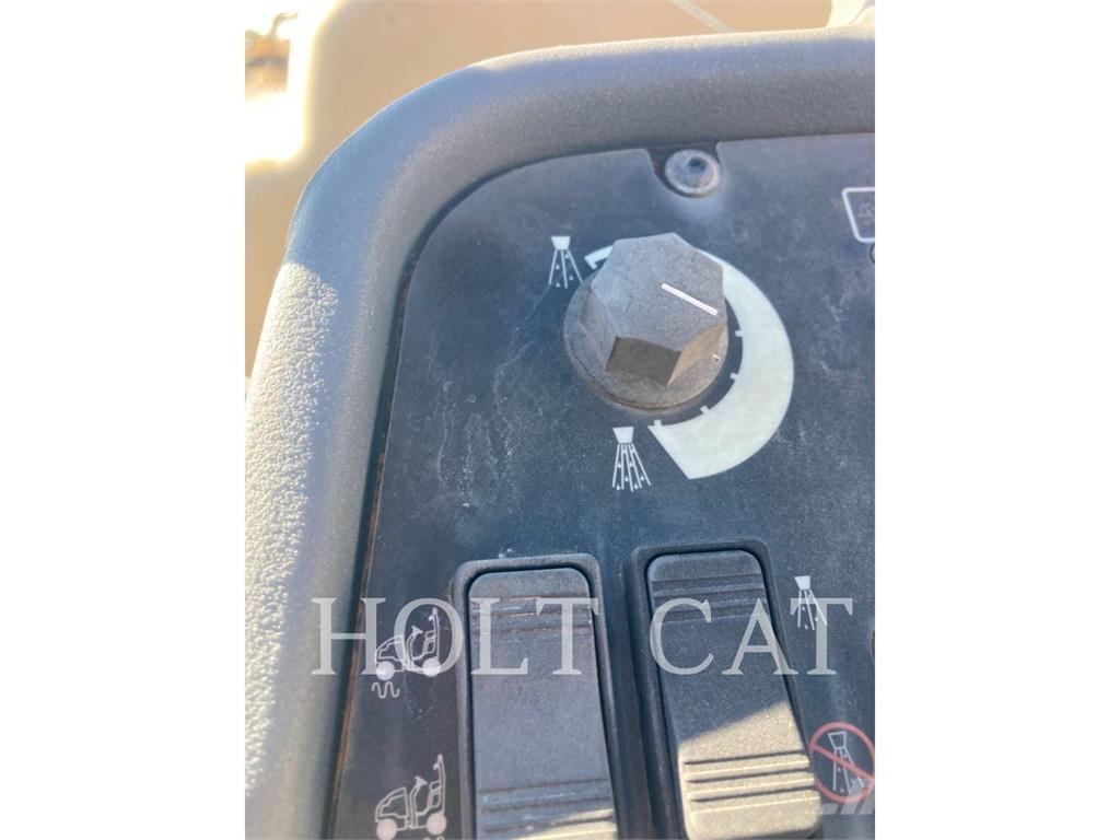 CAT CB14B Porinių būgnų volai