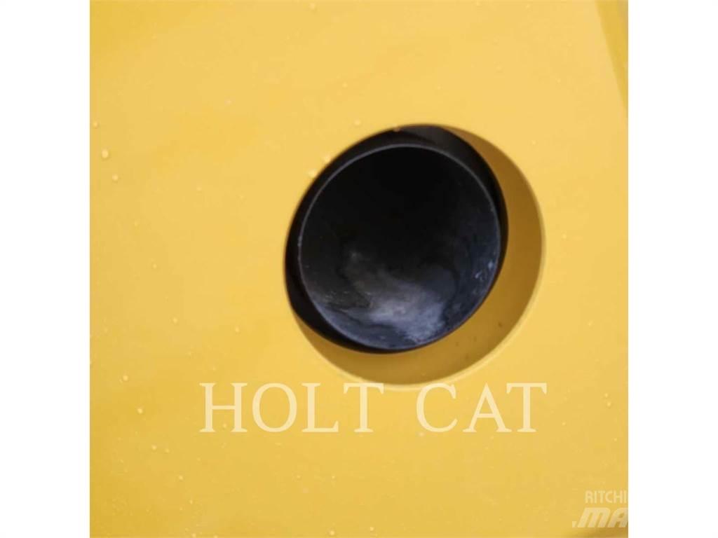 CAT CB15 Naudoti ratiniai krautuvai