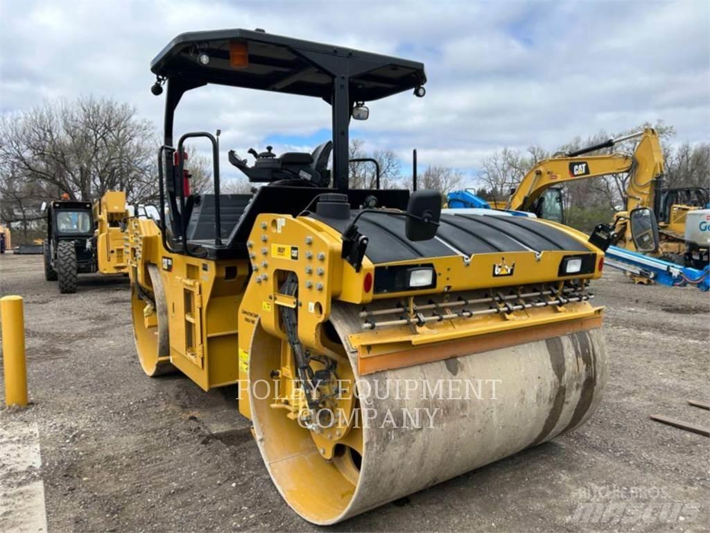 CAT CB15-01 Gruntiniai volai