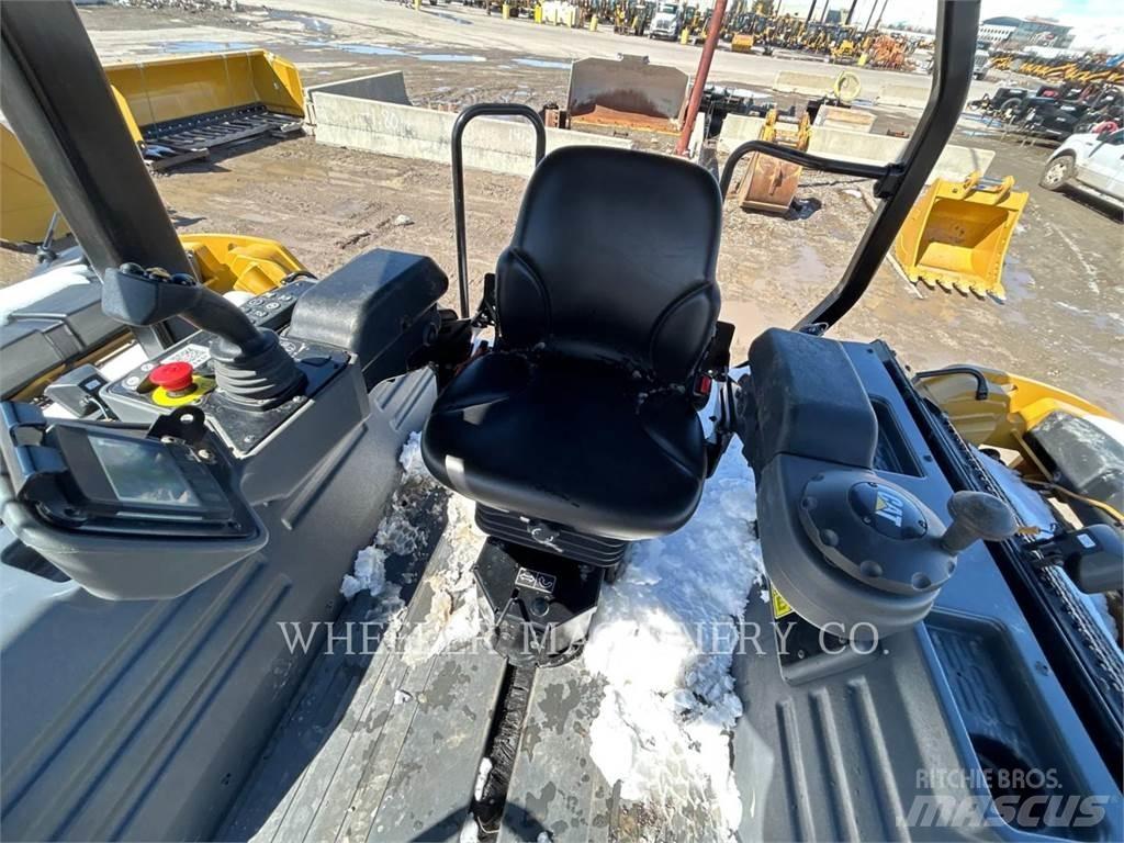 CAT CB15 CW VV Porinių būgnų volai