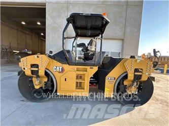 CAT CB15 CW VV Porinių būgnų volai