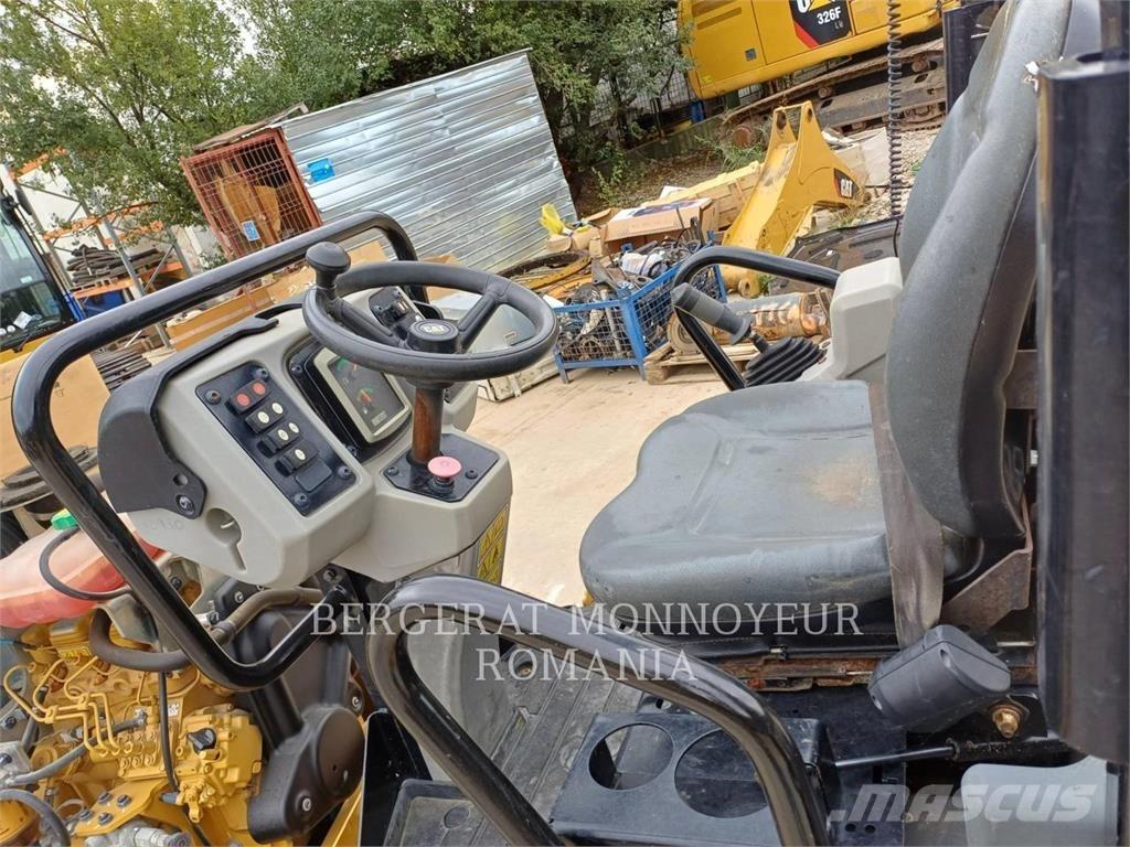 CAT CB2.7LRC Porinių būgnų volai