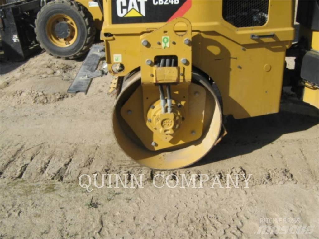 CAT CB24B Porinių būgnų volai