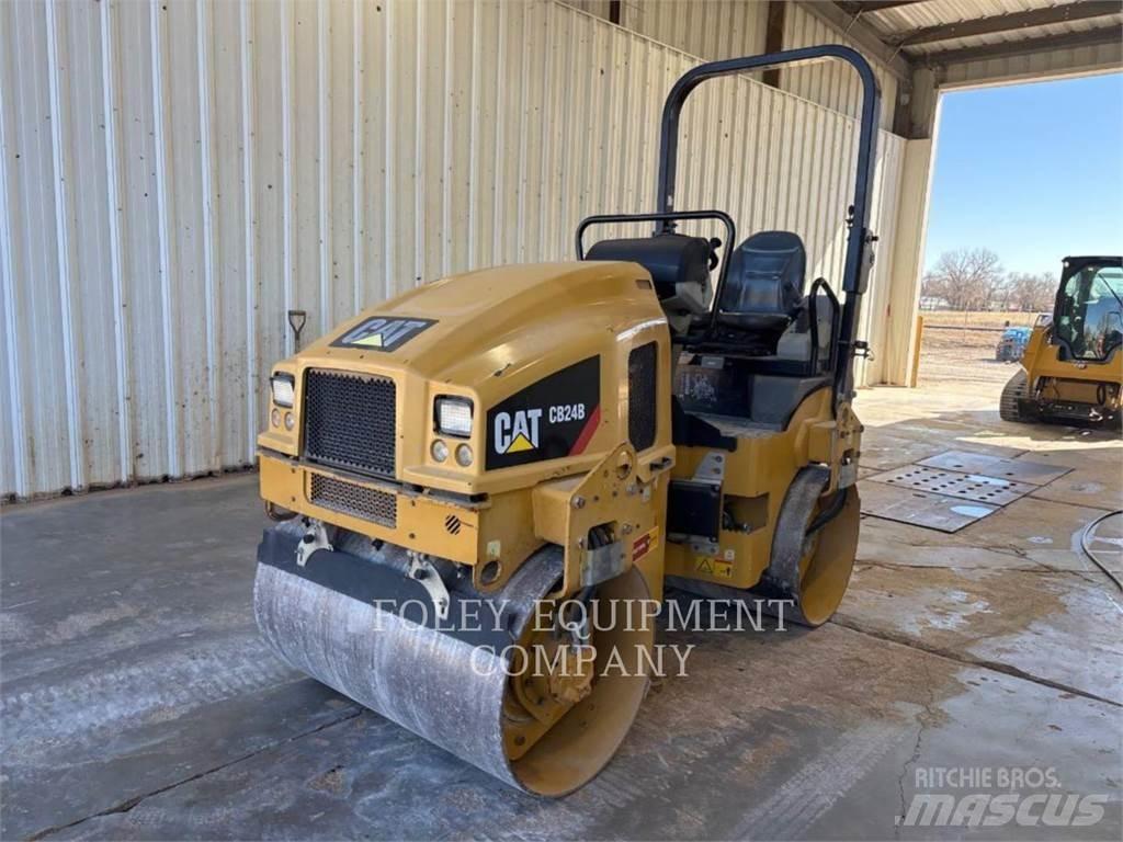CAT CB24B Gruntiniai volai