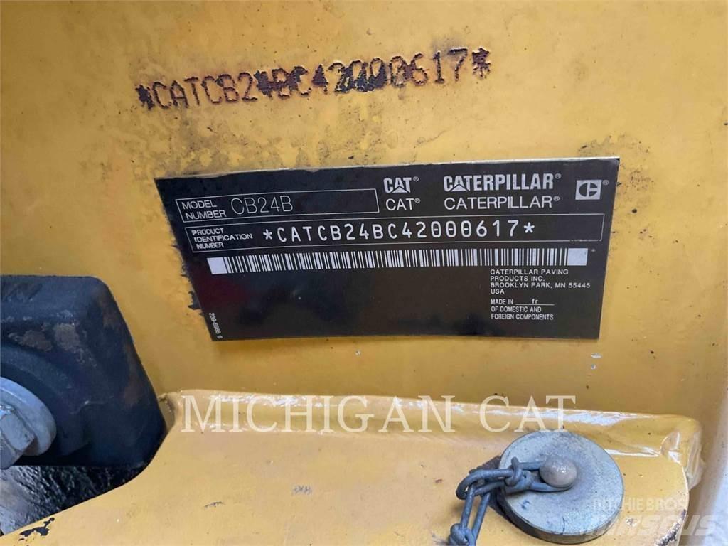 CAT CB24B Vieno būgno volai