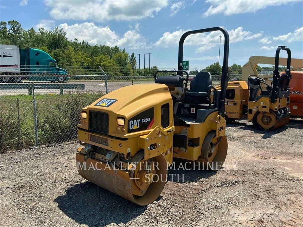 CAT CB24B Porinių būgnų volai