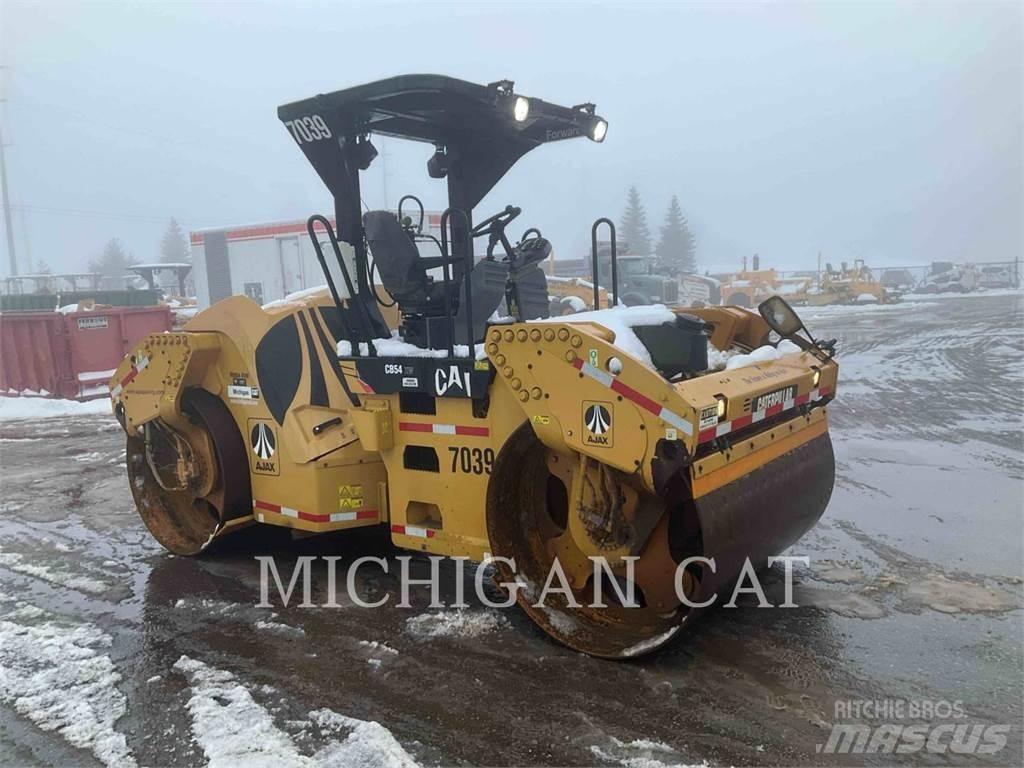 CAT CB54 XW Porinių būgnų volai