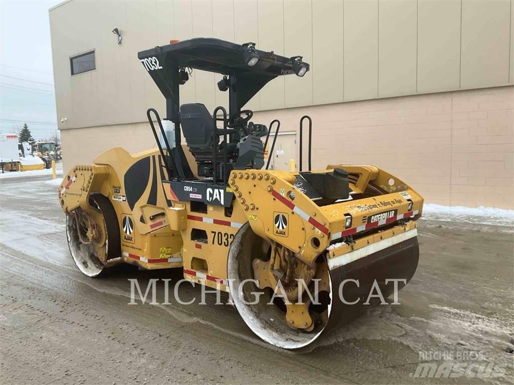 CAT CB54 XW Porinių būgnų volai