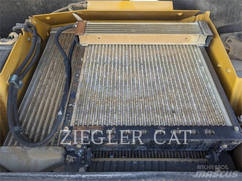 CAT CB64 Gruntiniai volai