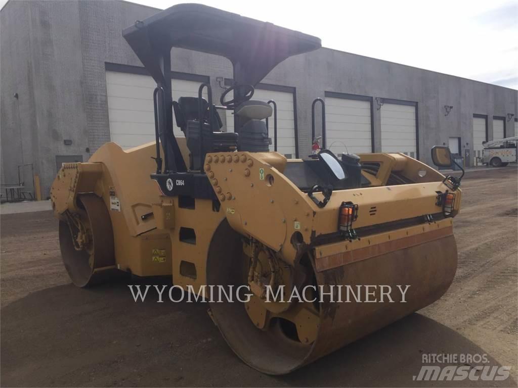 CAT CB64 Gruntiniai volai
