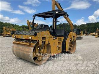 CAT CB64B Gruntiniai volai