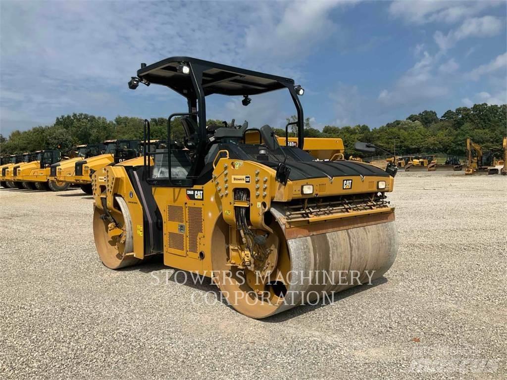 CAT CB66B Gruntiniai volai