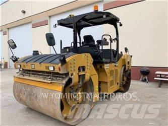 CAT CB66B Gruntiniai volai