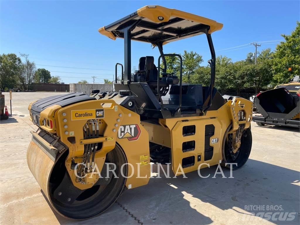CAT CB7 Asfalto klotuvai