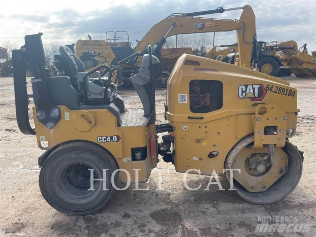 CAT CC4.0 Ratiniai buldozeriai