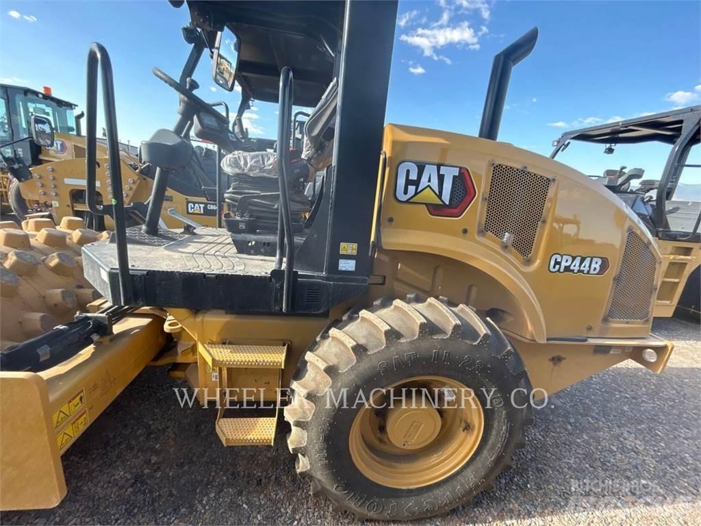 CAT CP44B Vieno būgno volai