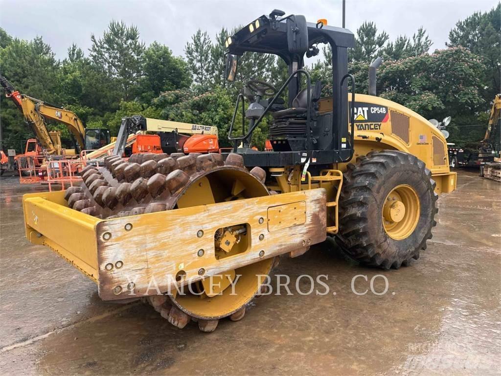 CAT CP54B Gruntiniai volai