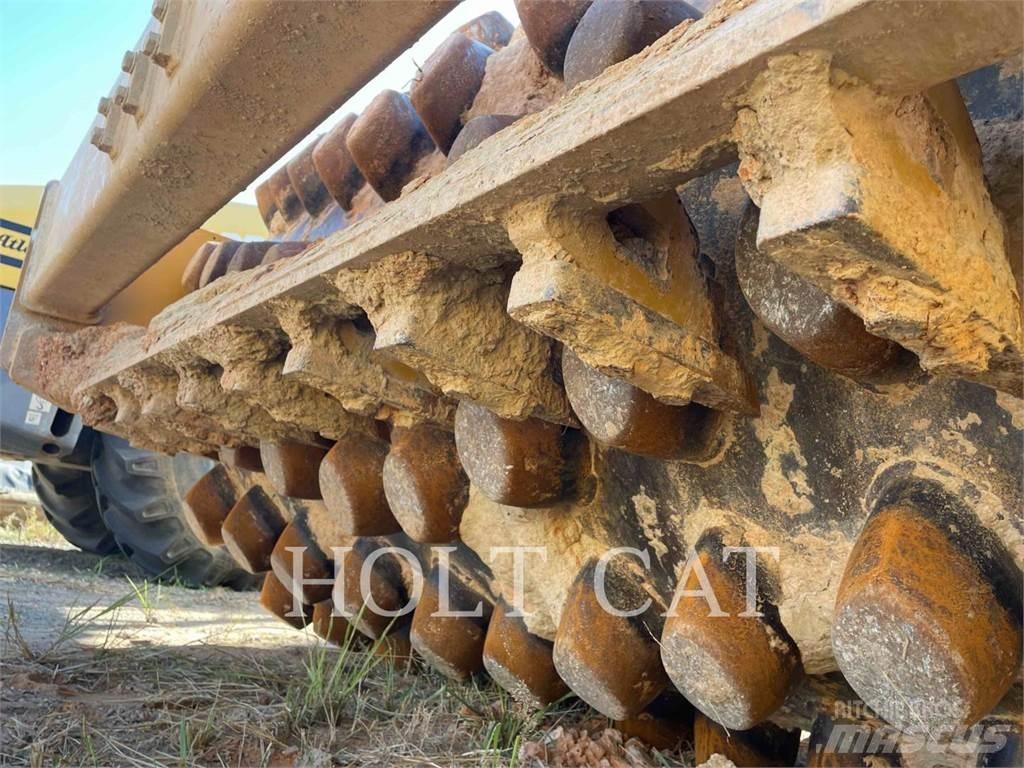 CAT CP56B Vieno būgno volai