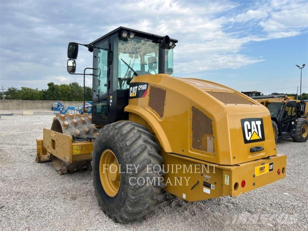 CAT CP56B Gruntiniai volai