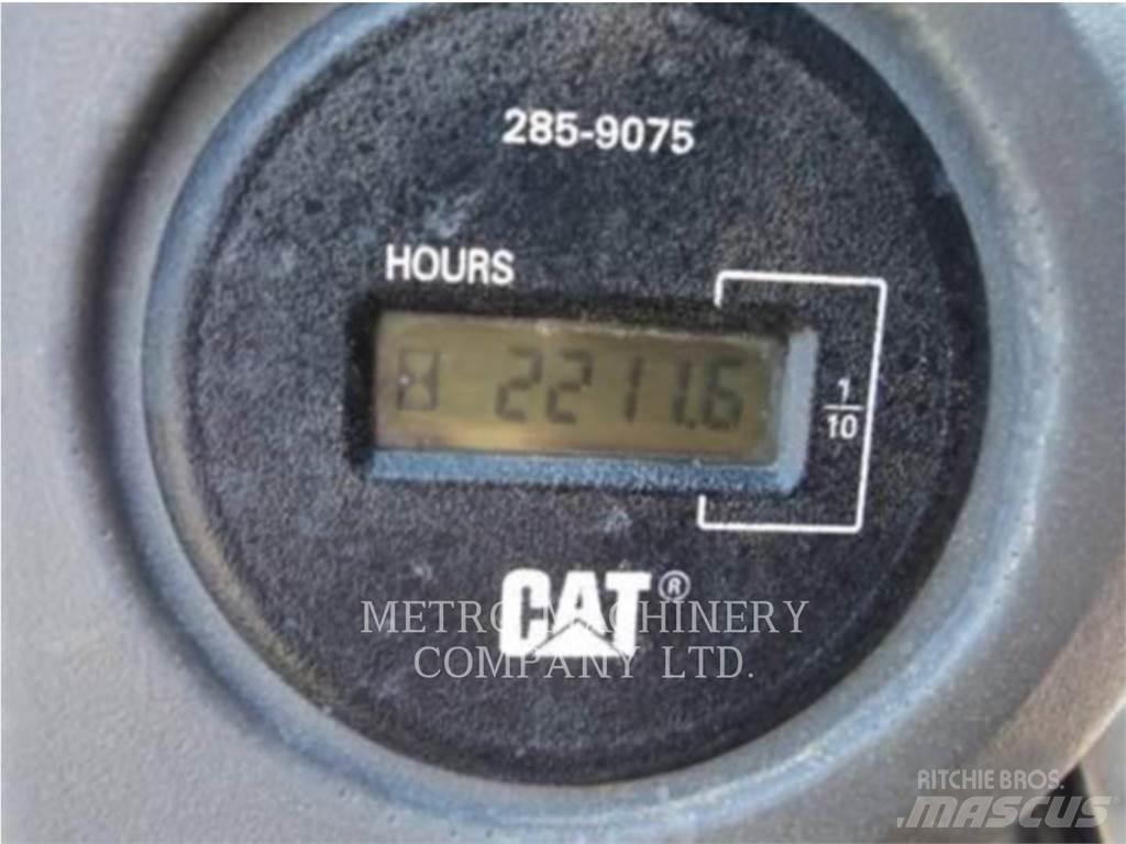 CAT CS-533E Vieno būgno volai
