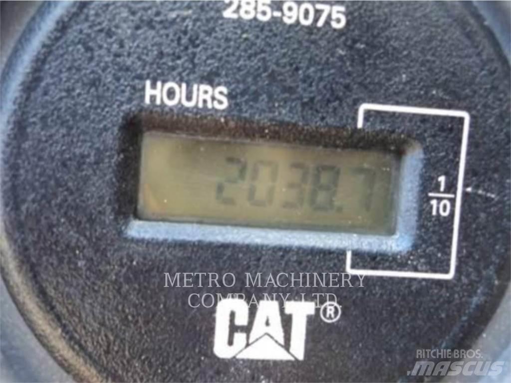 CAT CS-533E Vieno būgno volai