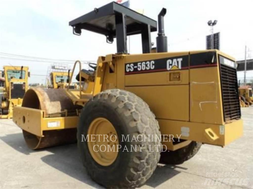 CAT CS-563CAW Vieno būgno volai