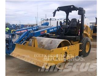 CAT CS44B Gruntiniai volai