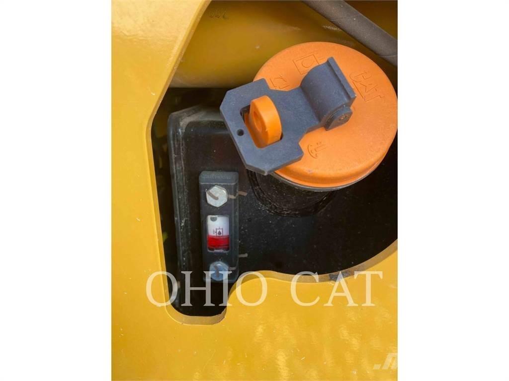 CAT CS44B Kombinuoti volai