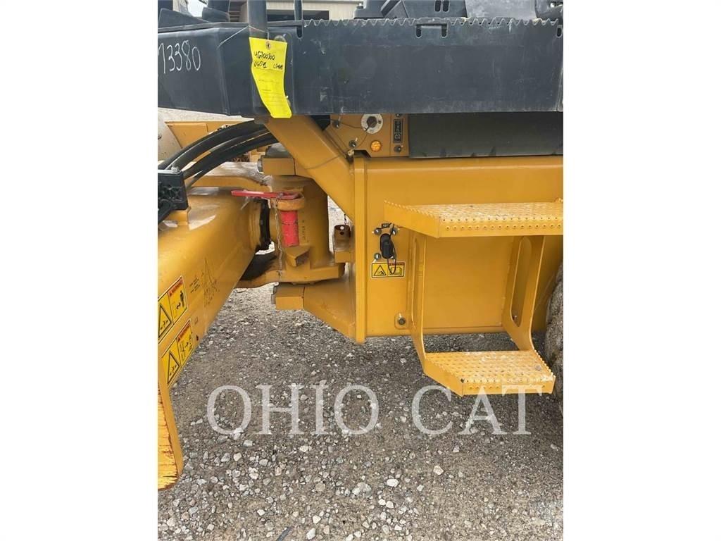 CAT CS44B Kombinuoti volai