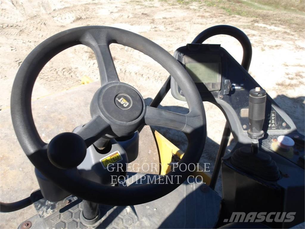 CAT CS44B Vieno būgno volai