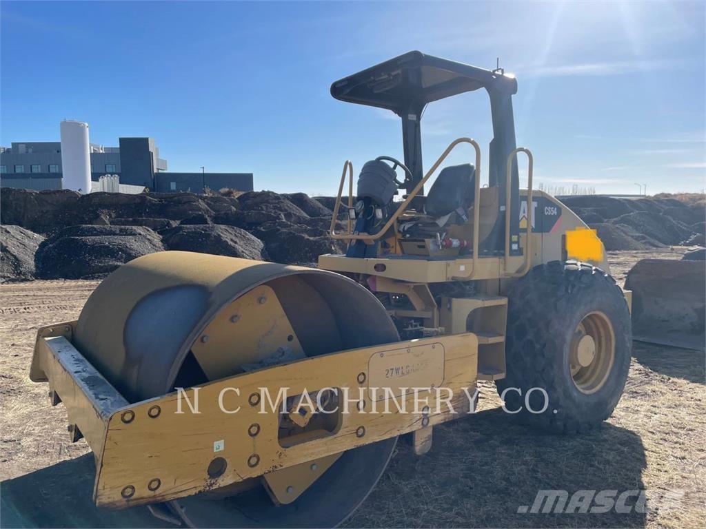 CAT CS54 Asfalto klotuvai