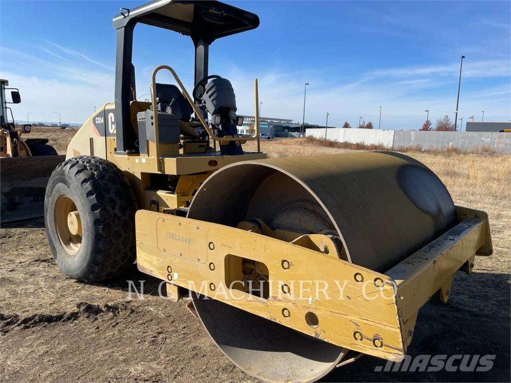 CAT CS54 Asfalto klotuvai