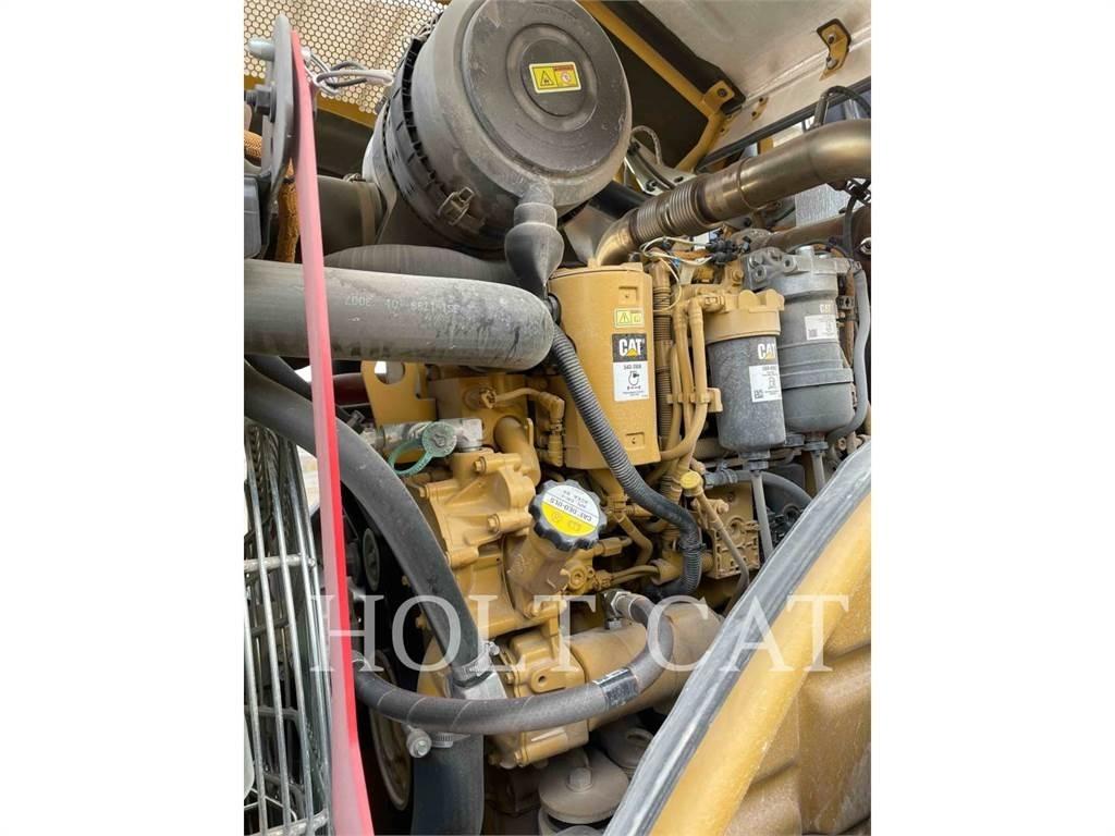 CAT CS54B Gruntiniai volai
