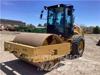 CAT CS56B Gruntiniai volai