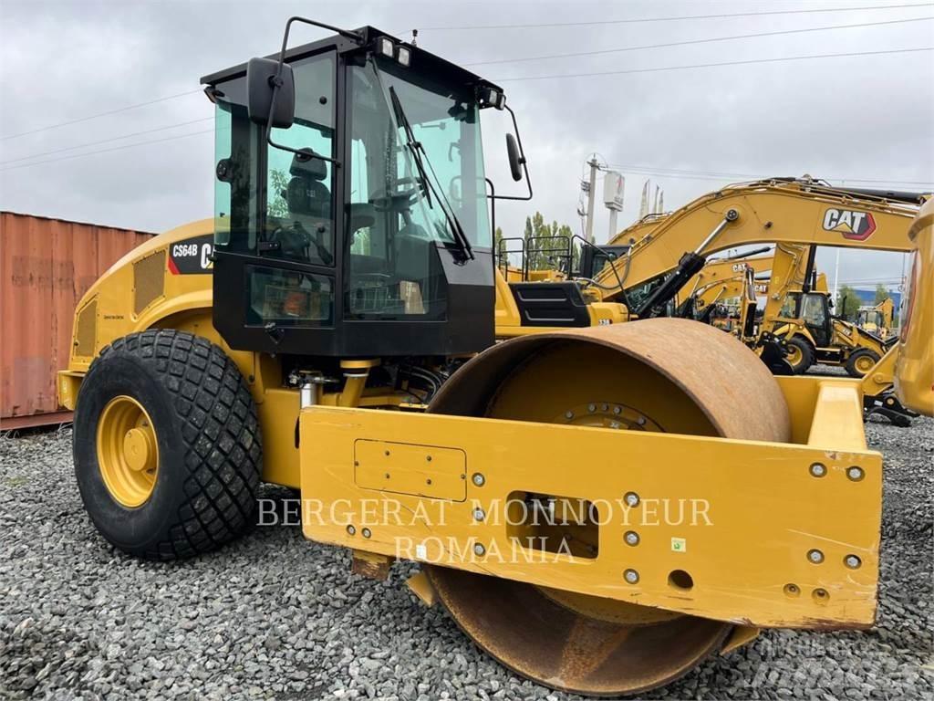 CAT CS64B Vieno būgno volai