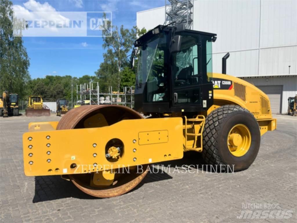 CAT CS68B Gruntiniai volai