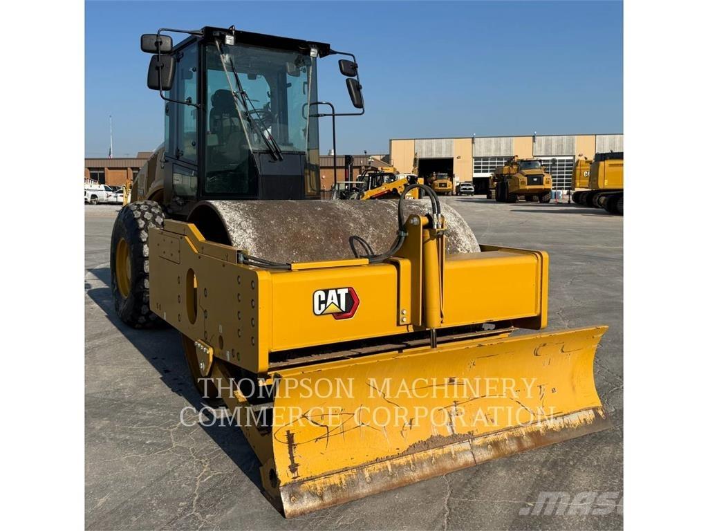 CAT CS68B Vieno būgno volai