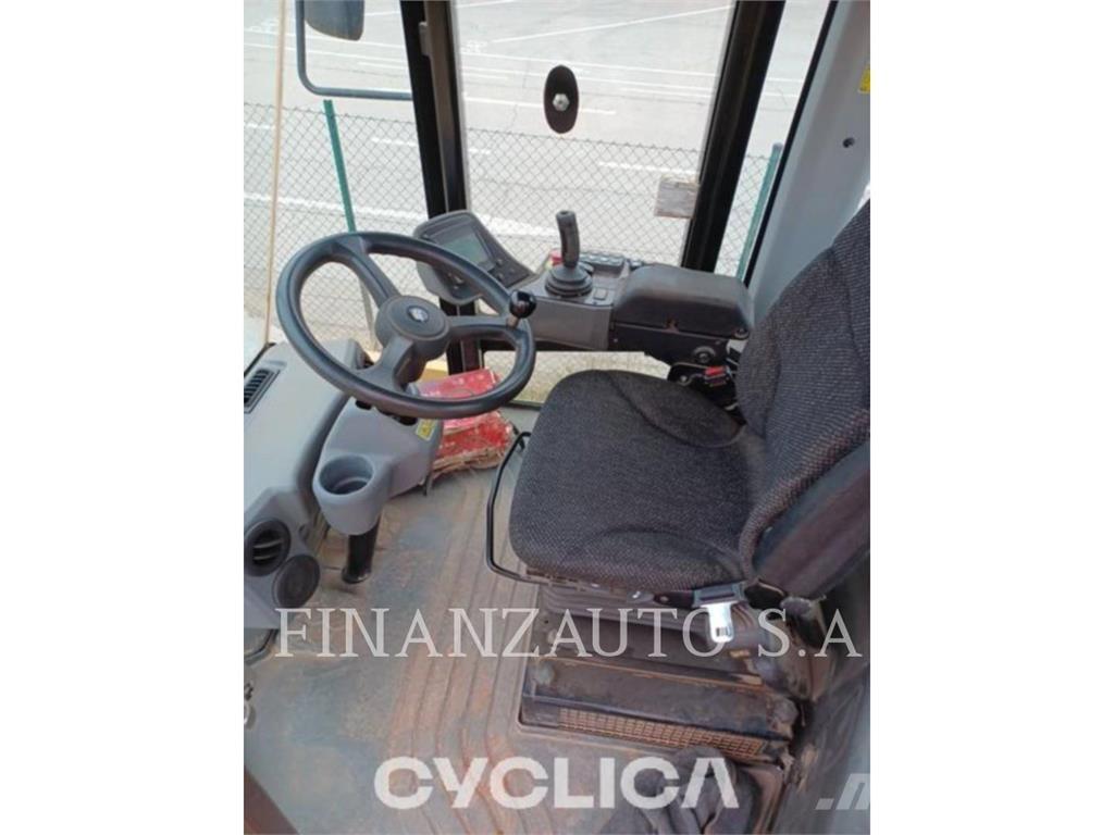 CAT CS74B Vieno būgno volai