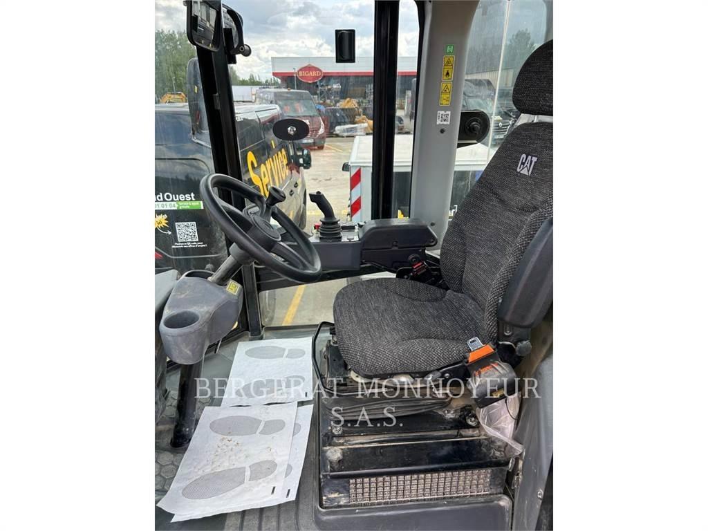 CAT CS74B 4F Gruntiniai volai