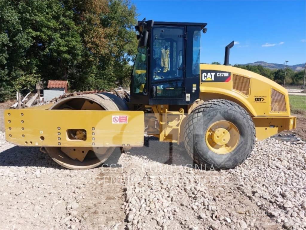CAT CS78B Vieno būgno volai