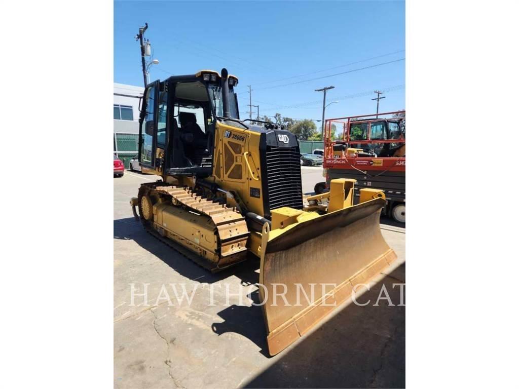 CAT D1 Vikšriniai buldozeriai